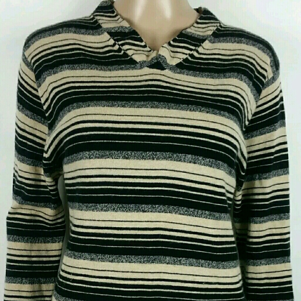 Diane De Clercq womens sweater  size large 100% c